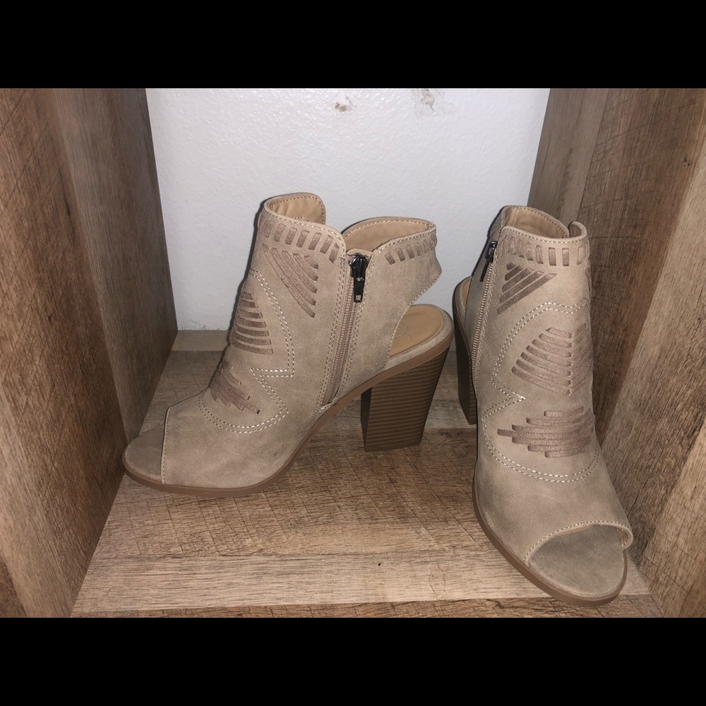 Booties - Picture 3 of 3